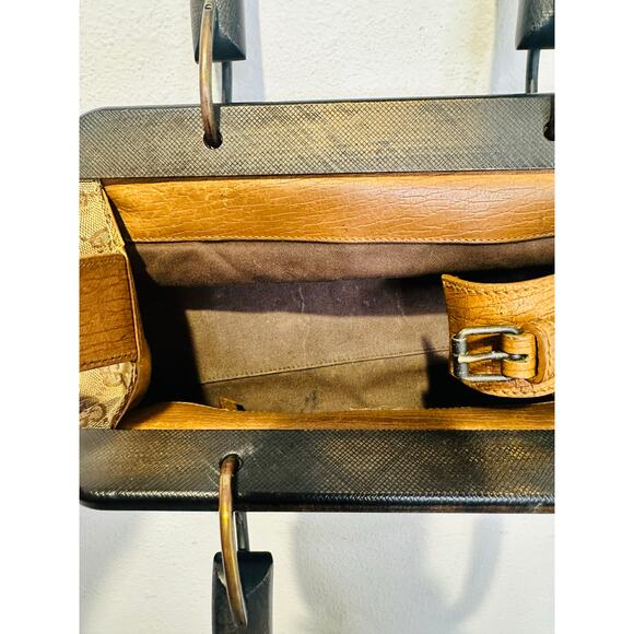 GUCCI Fall 2002 Tom Ford Classic Brown Monogrammed GG Canvas Wood Handle Doctor - Picture 12 of 16